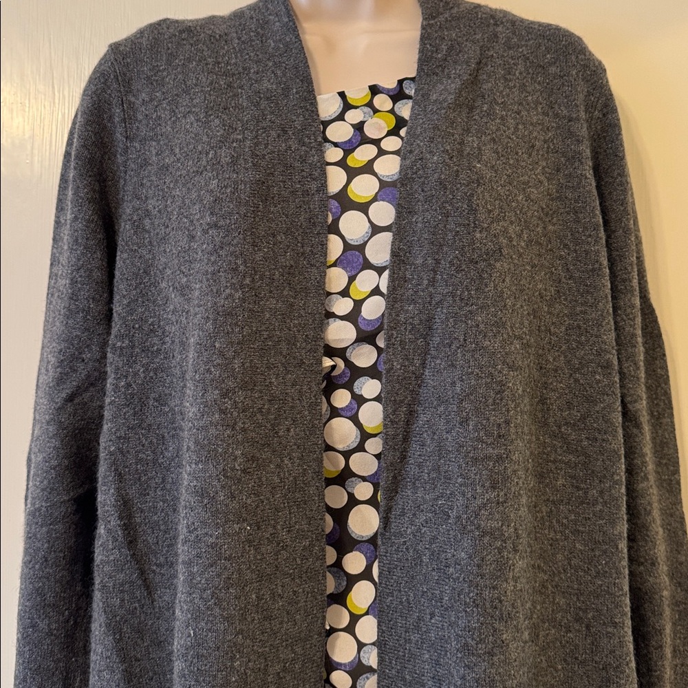 NWOT 100% Cashmere Charter Club Cardigan, Gray Medium